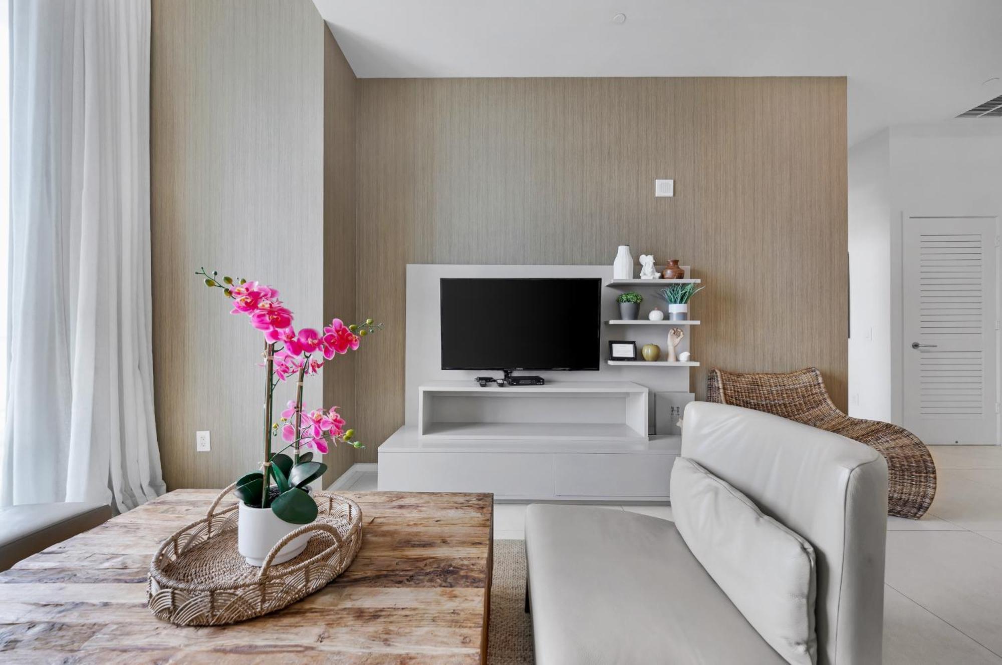 Wake Up To The Sound Of Waves In A Stylish Condo In A Luxury Resort Hollywood Buitenkant foto