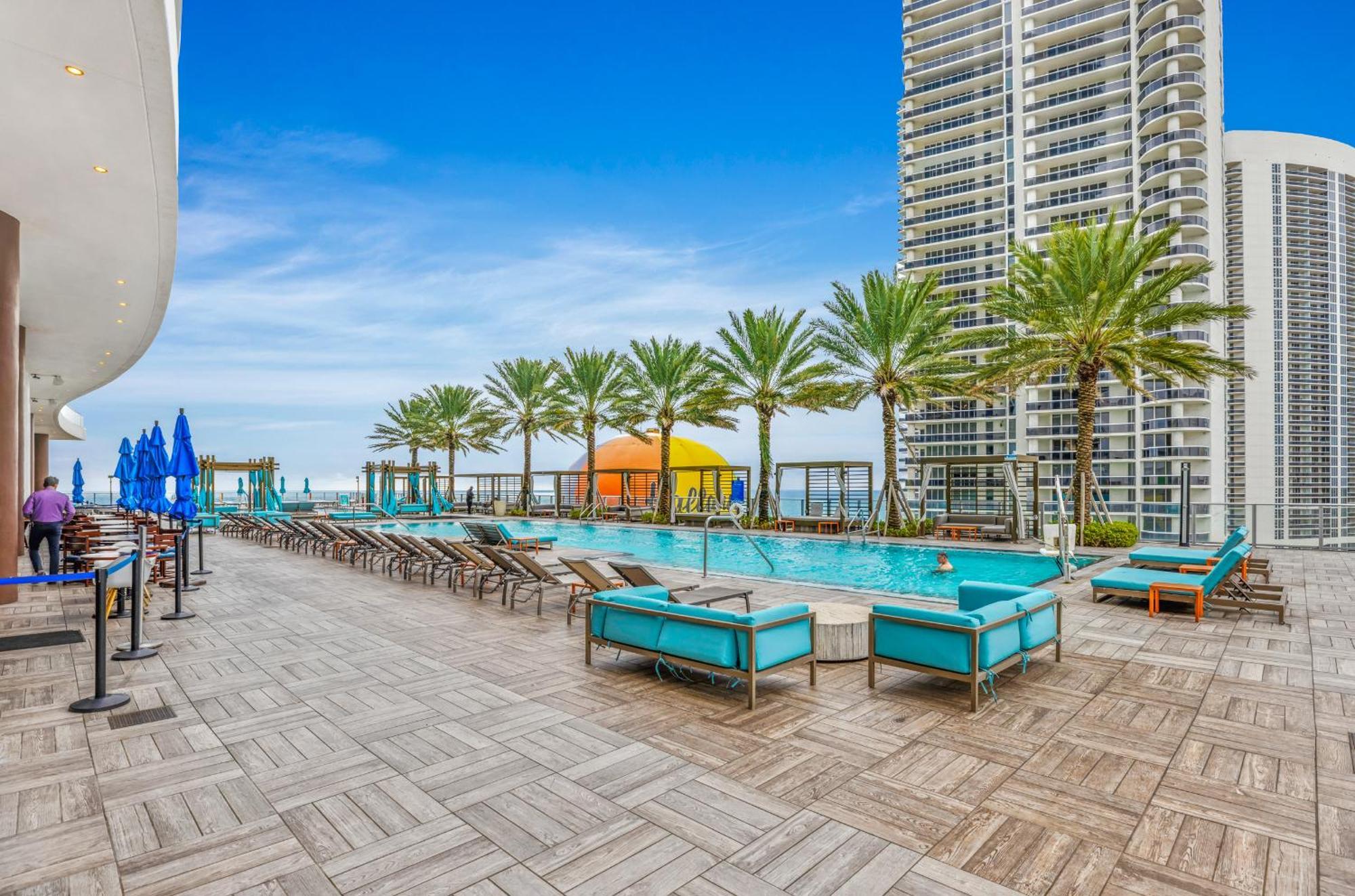 Wake Up To The Sound Of Waves In A Stylish Condo In A Luxury Resort Hollywood Buitenkant foto