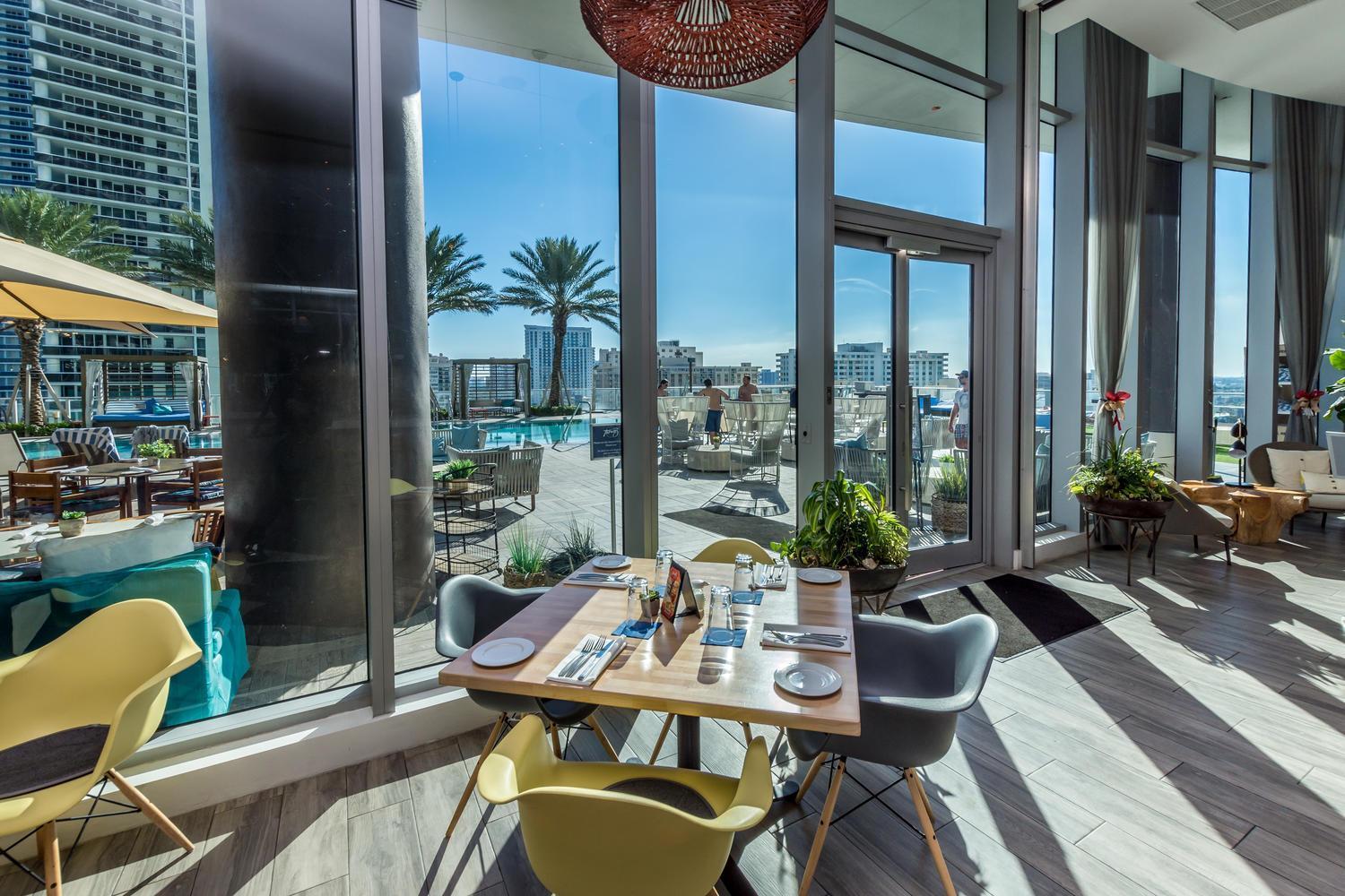 Wake Up To The Sound Of Waves In A Stylish Condo In A Luxury Resort Hollywood Buitenkant foto