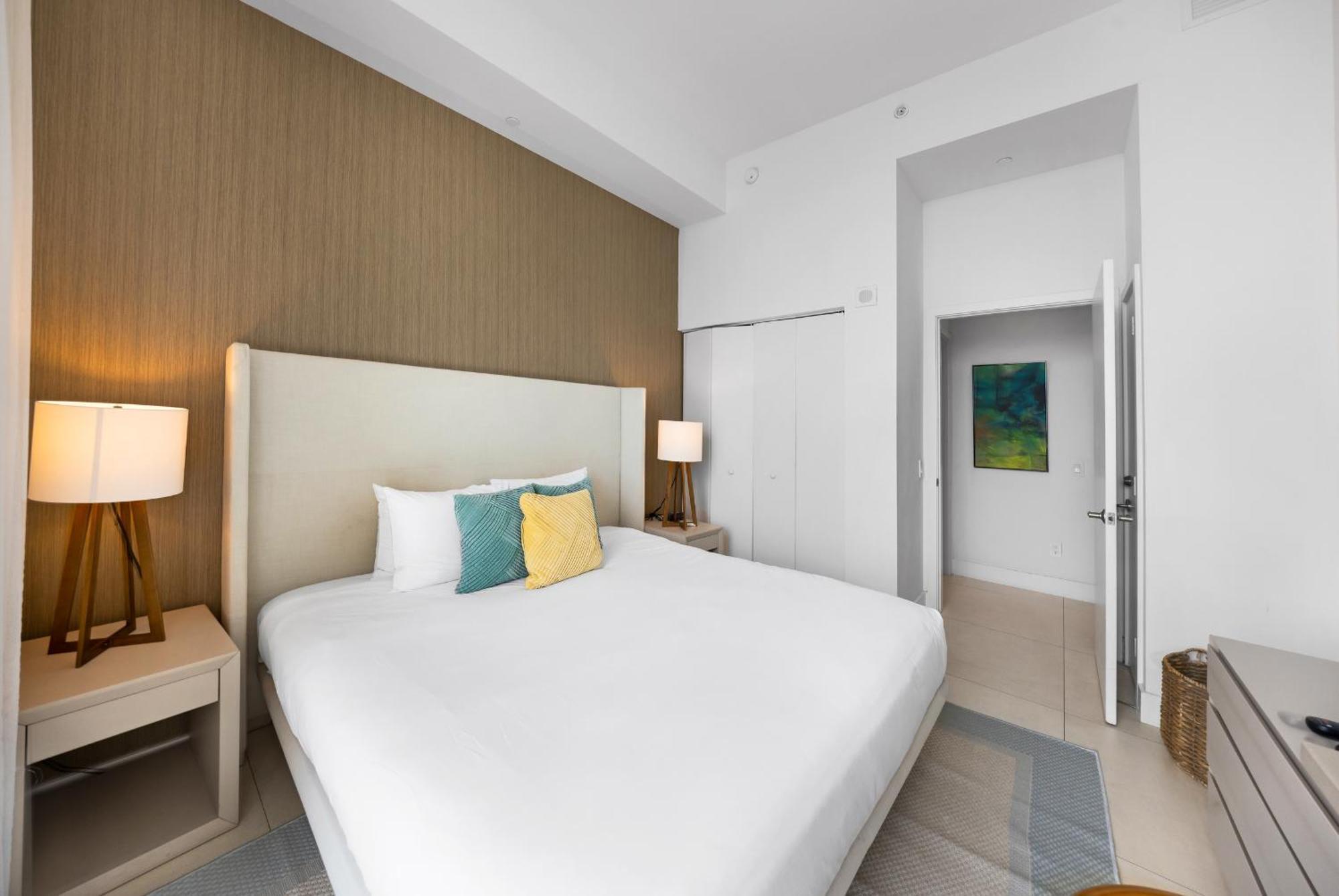 Wake Up To The Sound Of Waves In A Stylish Condo In A Luxury Resort Hollywood Buitenkant foto